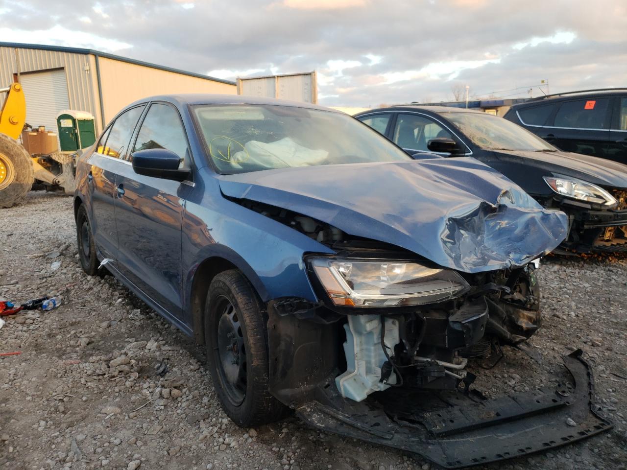 Photo 1 from auction – 2017 VOLKSWAGEN JETTA S with VIN 3VW2B7AJ7HM412912