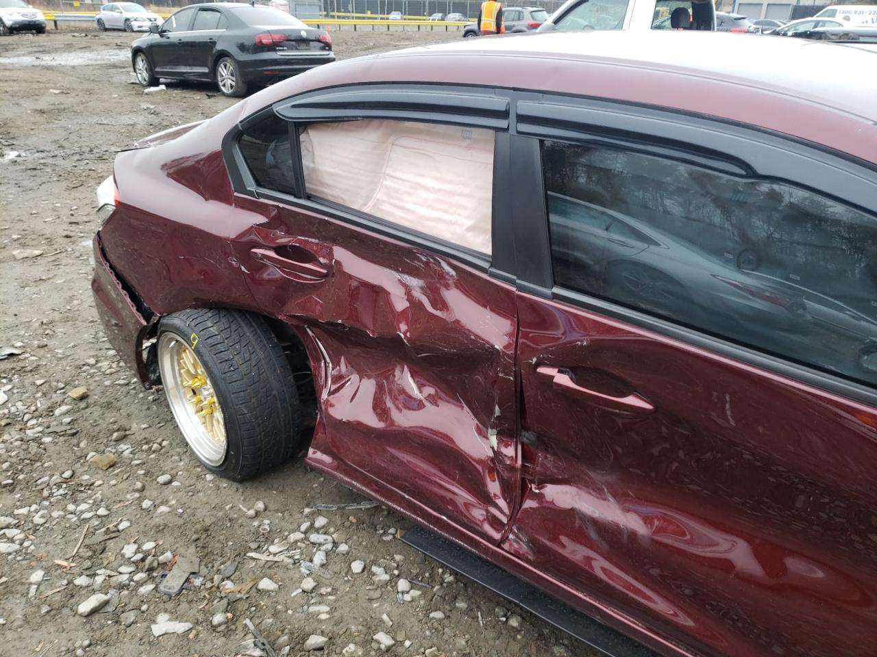 Photo 9 from auction – 2015 HONDA CIVIC LX with VIN 2HGFB2F51FH520264
