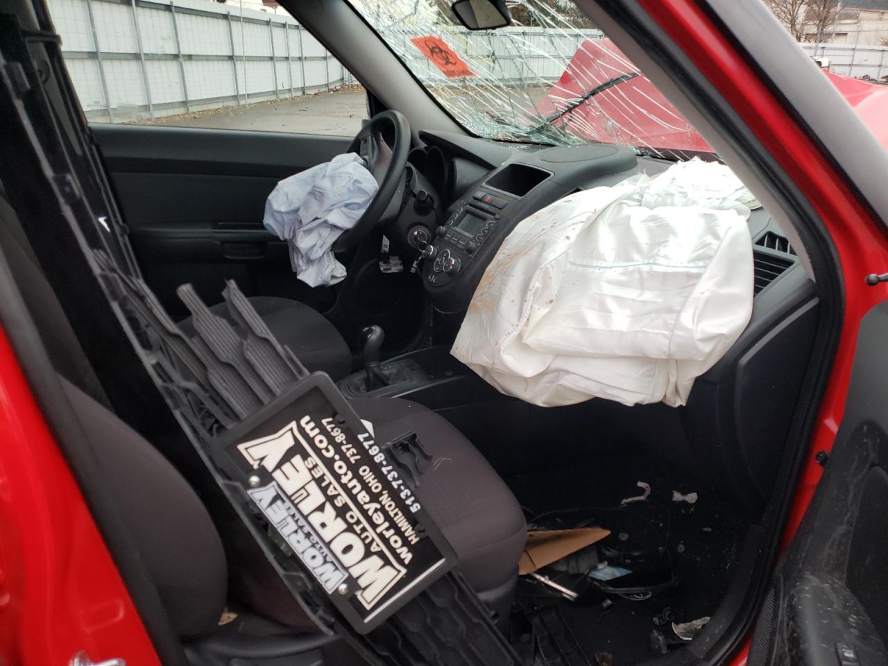 Photo 5 from auction – 2013 KIA SOUL with VIN KNDJT2A50D7573933