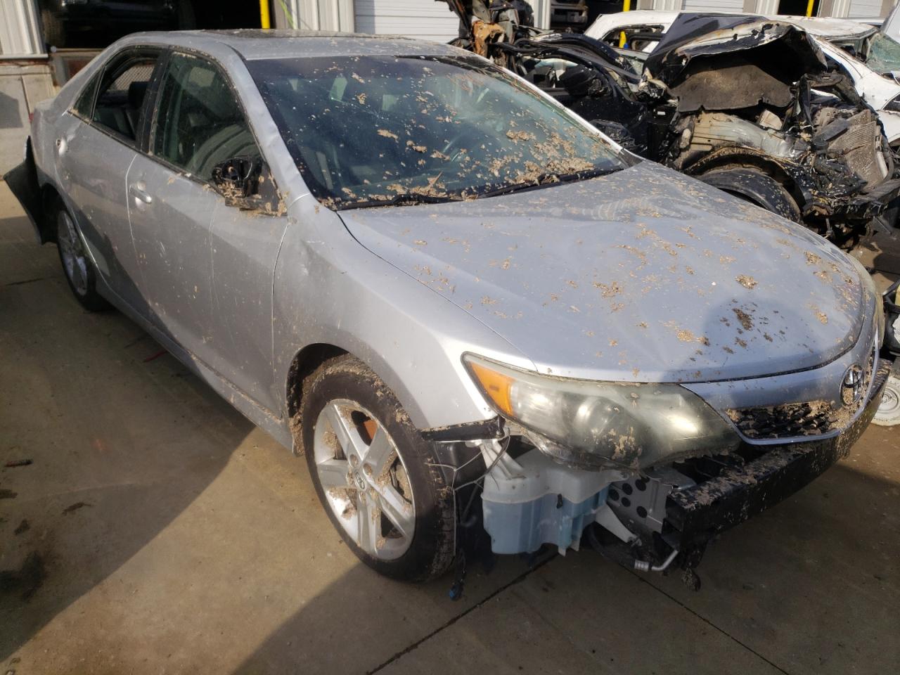 Zdjęcie 1 z aukcji – 2012 TOYOTA CAMRY BASE z VIN 4T1BF1FK9CU184353