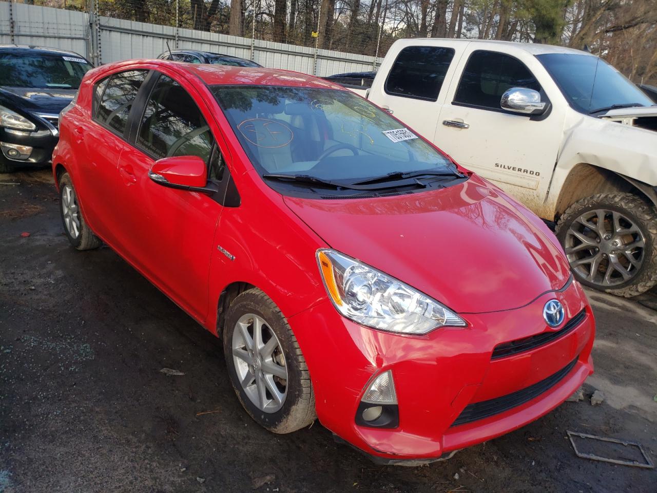 TOYOTA PRIUS C 2012 with VIN JTDKDTB36C1524029 - Photo from auction