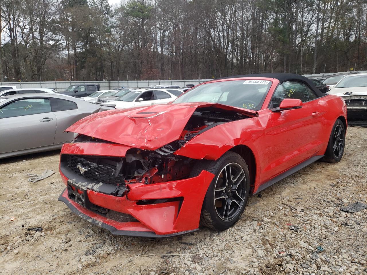 Photo 2 from auction – 2018 FORD MUSTANG with VIN 1FATP8UH3J5132395