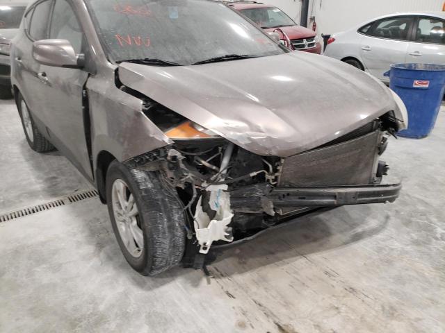 Photo 9 from auction – 2011 HYUNDAI TUCSON GLS with VIN KM8JU3AC4BU157444