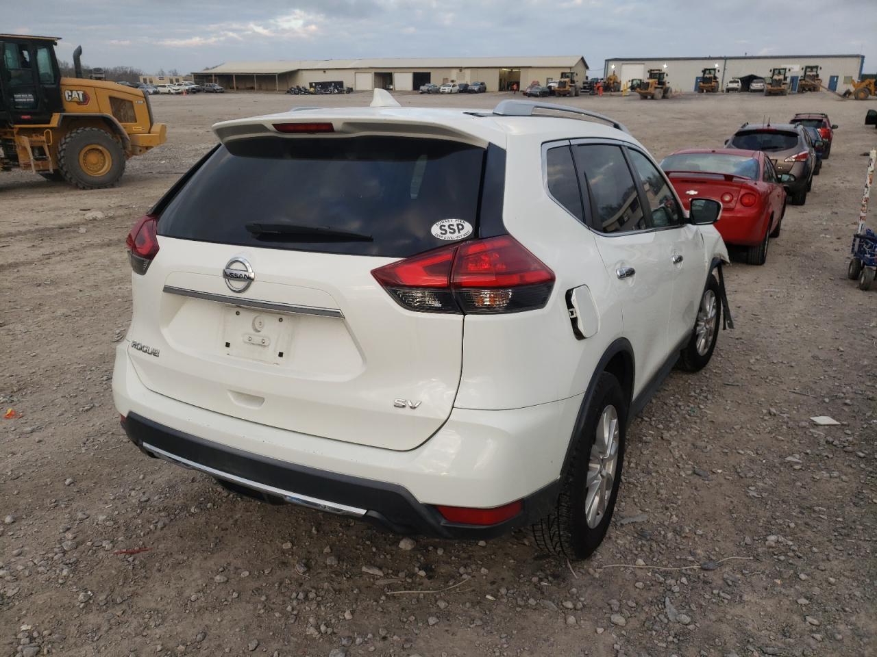 Photo 4 from auction – 2017 NISSAN ROGUE S with VIN KNMAT2MT3HP539033