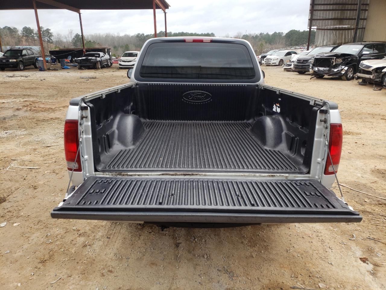 Photo 6 from auction – 2000 FORD F-150 with VIN 1FTZF172XYNB62302