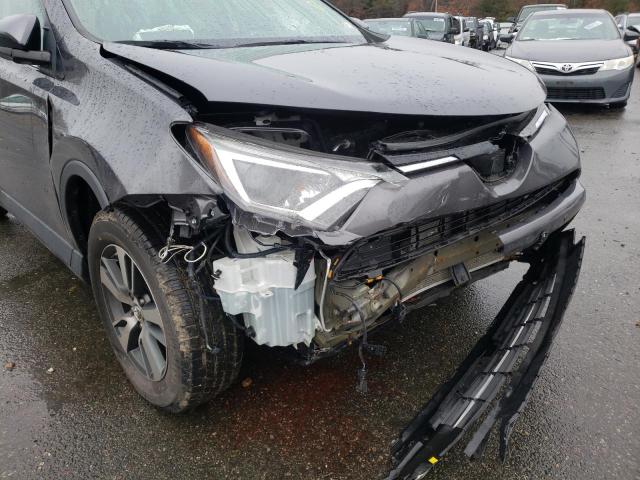 Photo 9 from auction – 2017 TOYOTA RAV4 XLE with VIN 2T3RFREV6HW616565