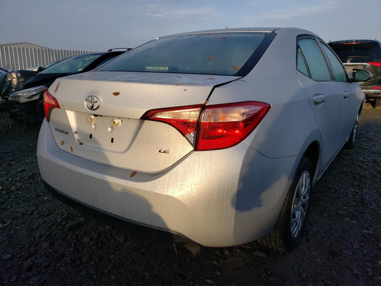 Photo 4 from auction – 2018 TOYOTA COROLLA L with VIN 2T1BURHE3JC117547