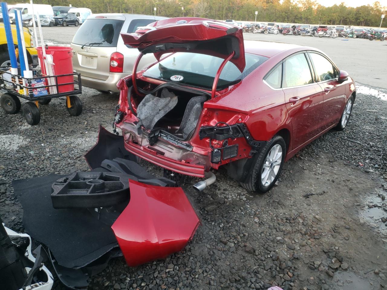 Photo 4 from auction – 2020 FORD FUSION SE with VIN 3FA6P0HD8LR225869