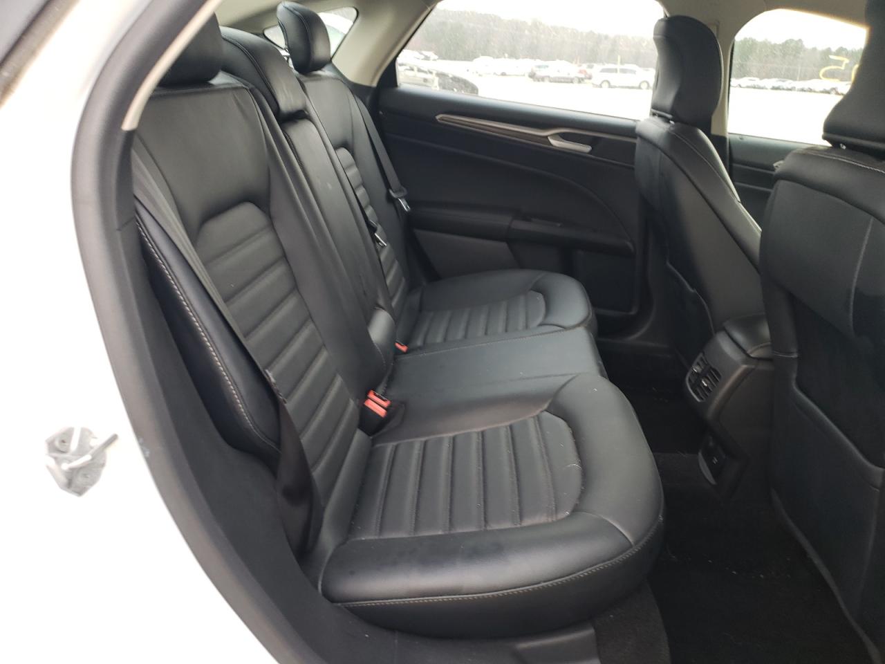 Photo 6 from auction – 2017 FORD FUSION SE with VIN 3FA6P0LU7HR409487