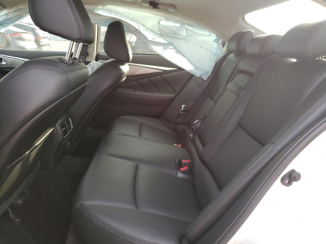 Photo 6 from auction – 2015 INFINITI Q50 BASE with VIN JN1BV7AR7FM413411