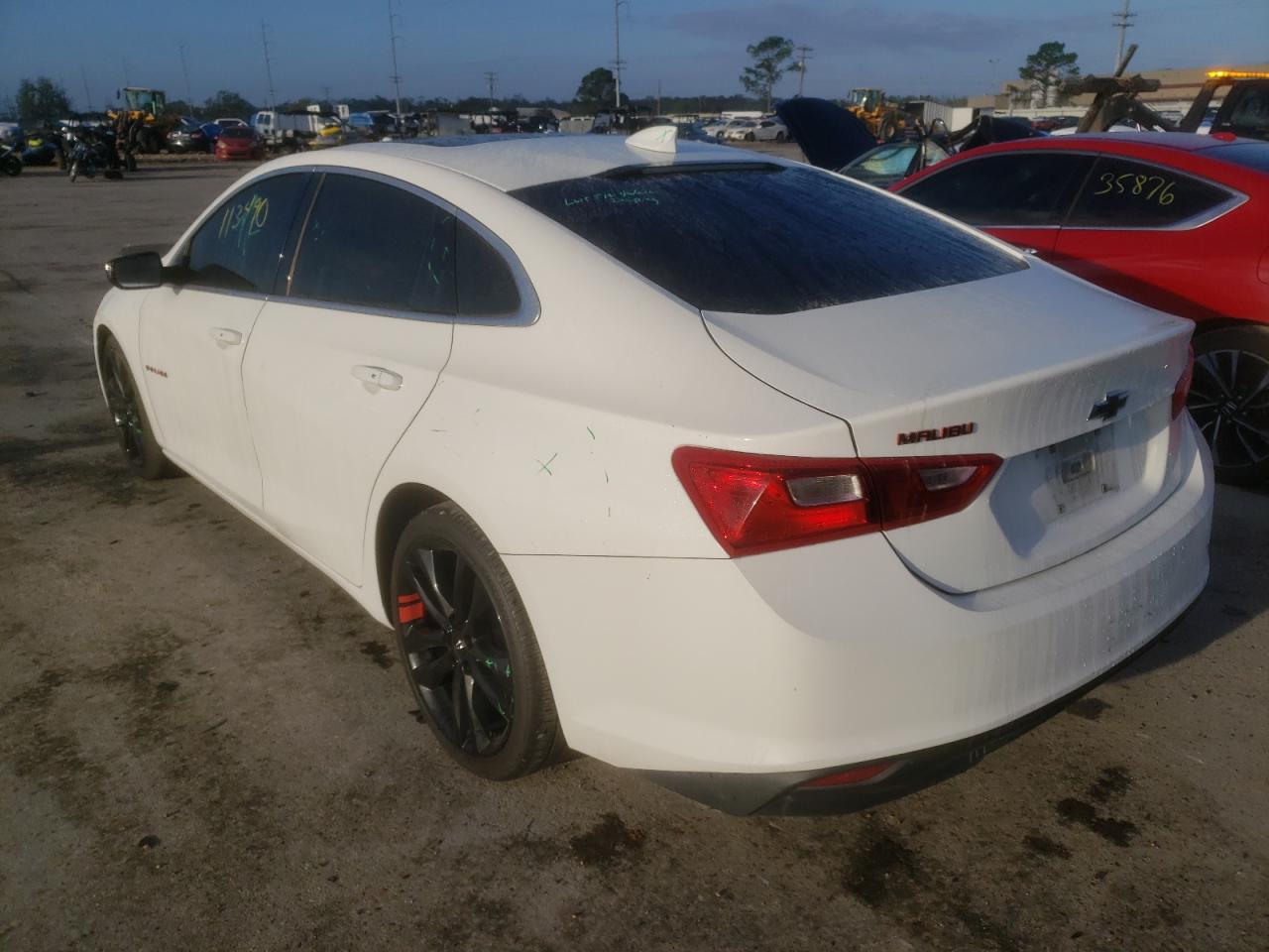 Photo 3 from auction – 2018 CHEVROLET MALIBU LT with VIN 1G1ZD5ST9JF144248