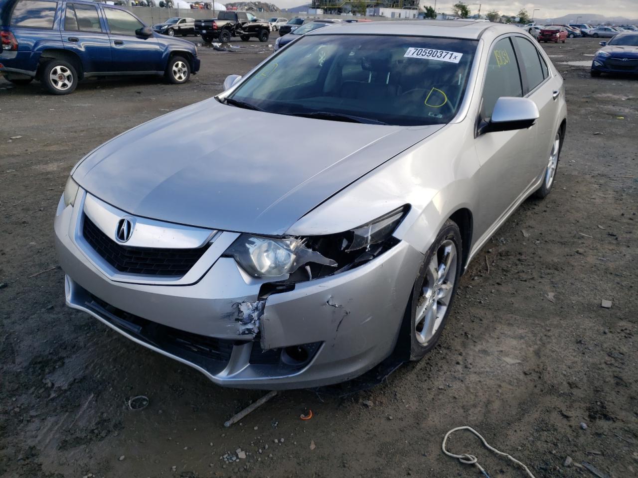 Photo 9 from auction – 2010 ACURA TSX with VIN JH4CU2F65AC030666