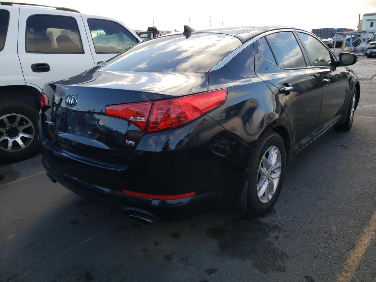 Photo 4 from auction – 2013 KIA OPTIMA LX with VIN 5XXGM4A71DG242922