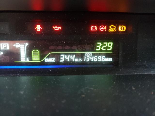 Photo 8 from auction – 2013 TOYOTA PRIUS V with VIN JTDZN3EU4D3202057