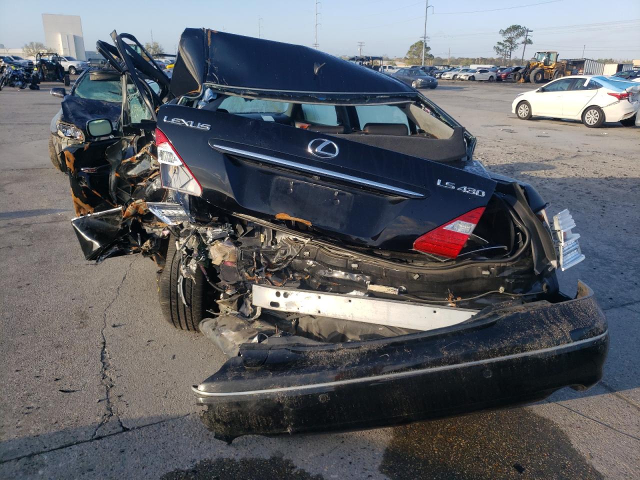 Photo 10 from auction – 2006 LEXUS LS 430 with VIN JTHBN36F565039846