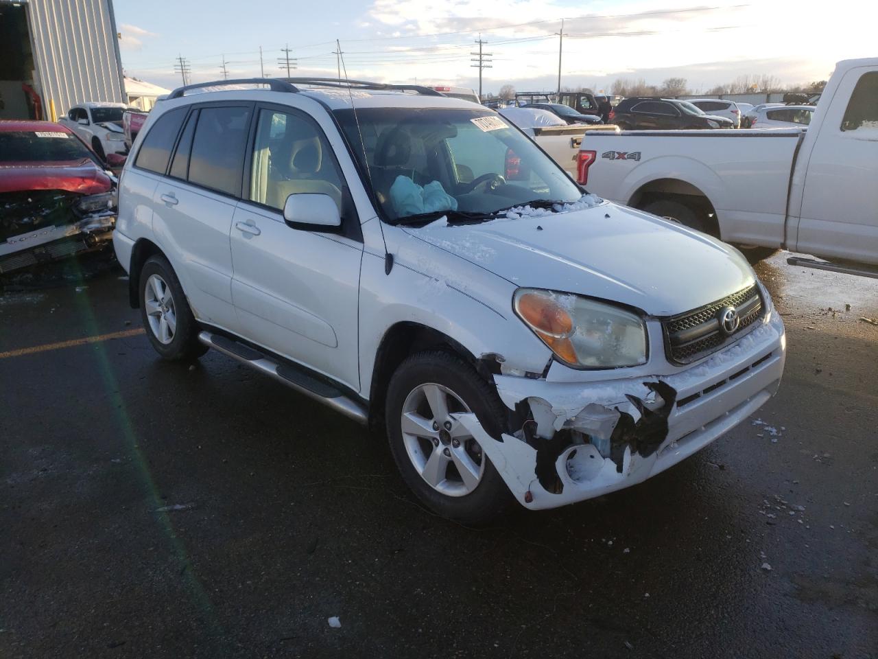 TOYOTA RAV4 2004 with VIN JTEGD20V740002226 - Photo from auction