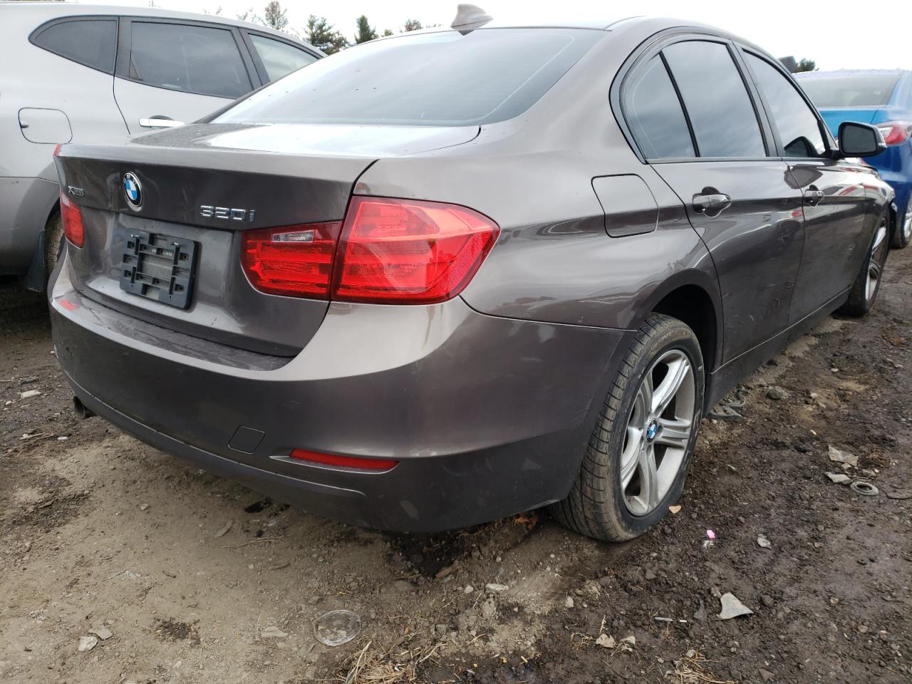 Photo 4 from auction – 2015 BMW 320 I XDRI with VIN WBA3C3G50FNT51071