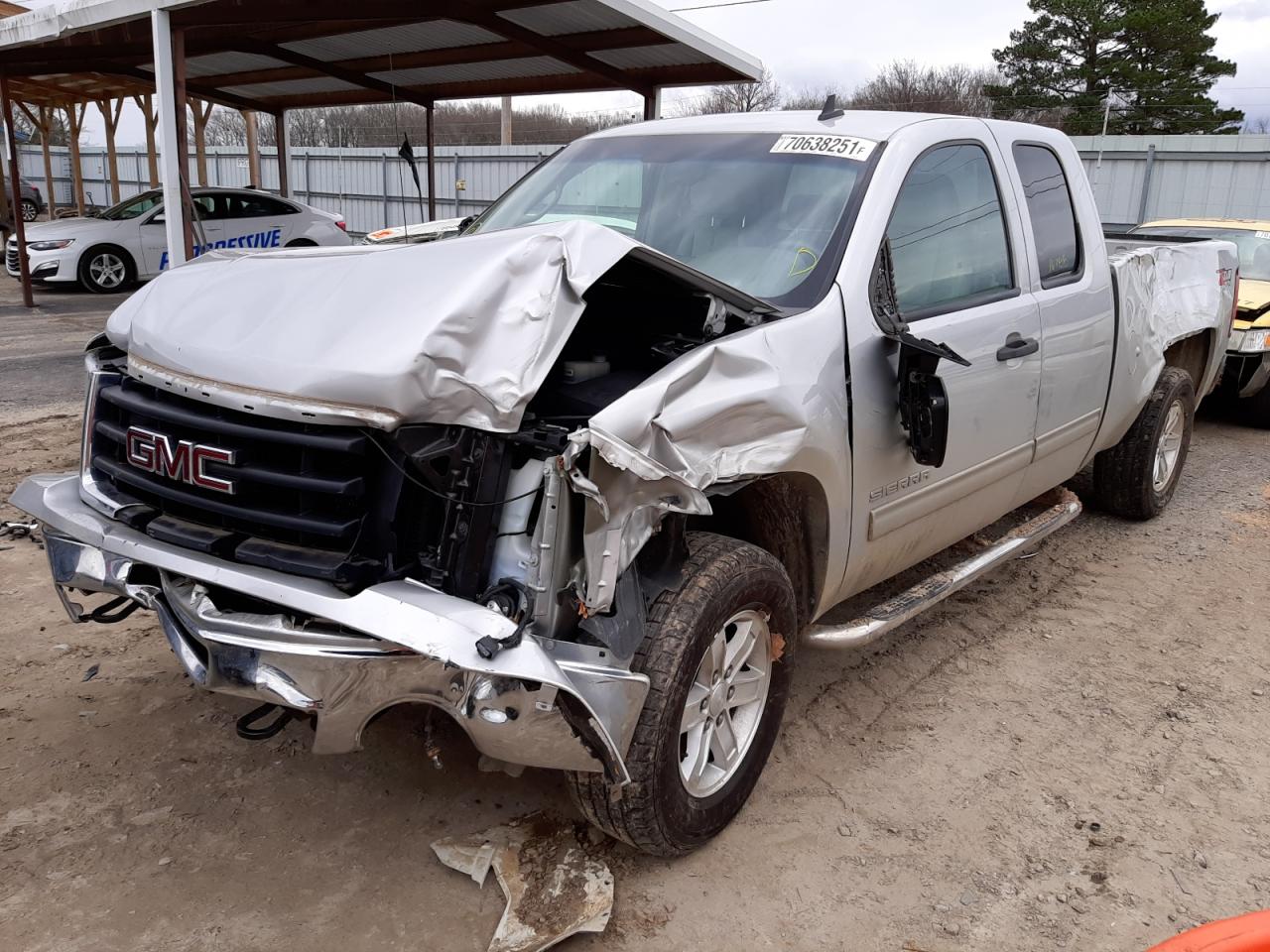 Photo 2 from auction – 2011 GMC SIERRA K15 with VIN 1GTR2VE34BZ344379