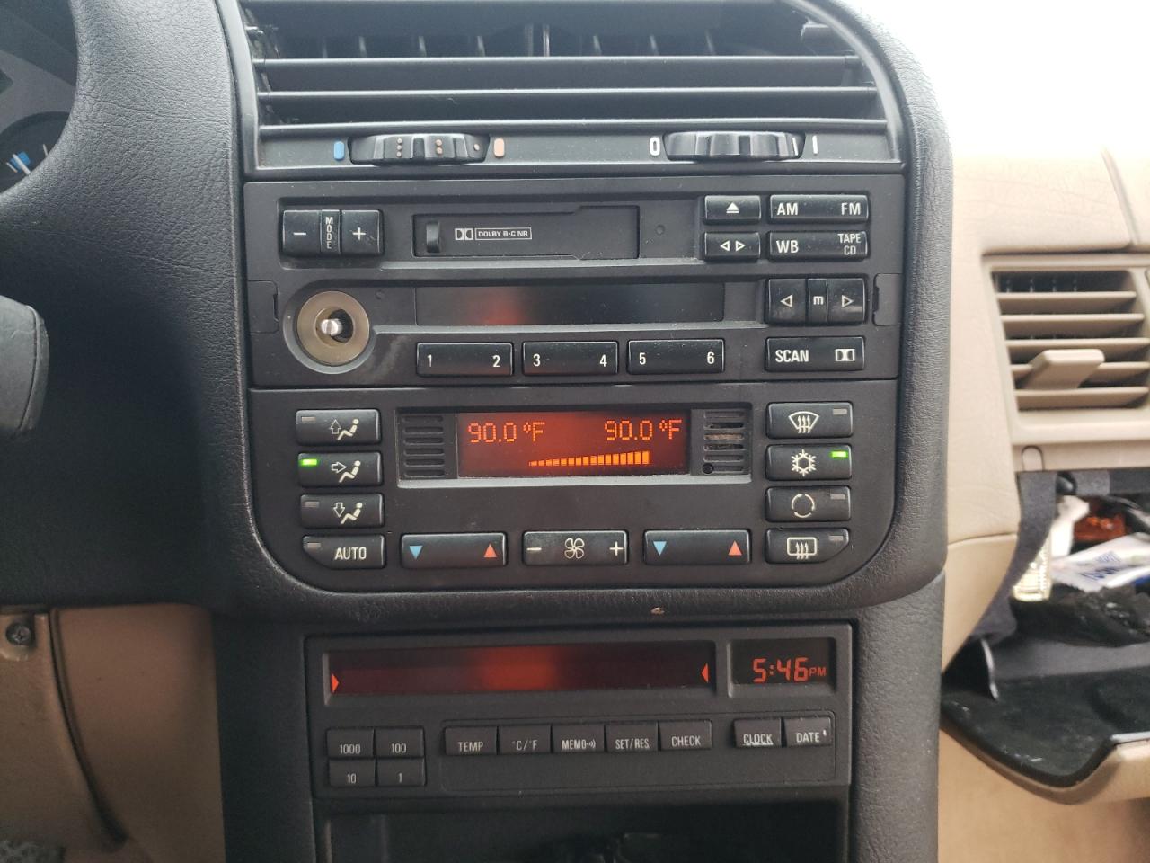 Photo 9 from auction – 1998 BMW 323 IC with VIN WBABJ7337WEA17510