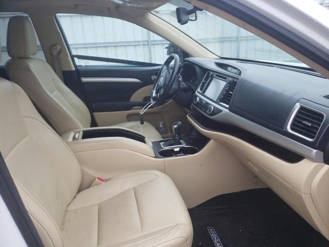 Photo 5 from auction – 2016 TOYOTA HIGHLANDER with VIN 5TDJKRFH9GS351917