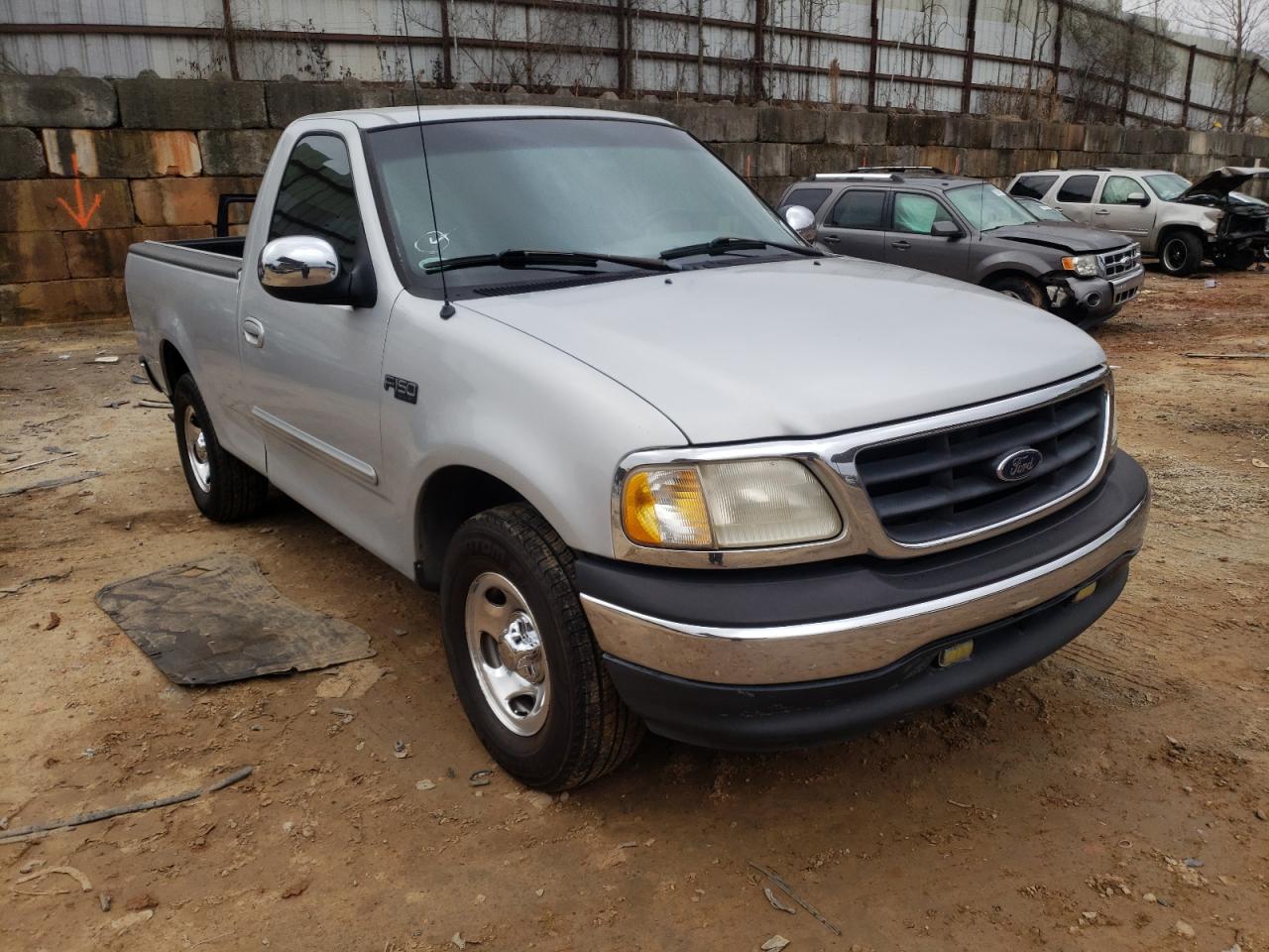 FORD F-150 2000 with VIN 1FTZF172XYNB62302 - Photo from auction
