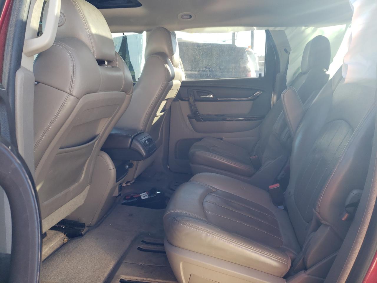 Photo 6 from auction – 2014 GMC ACADIA DEN with VIN 1GKKVTKD6EJ254328