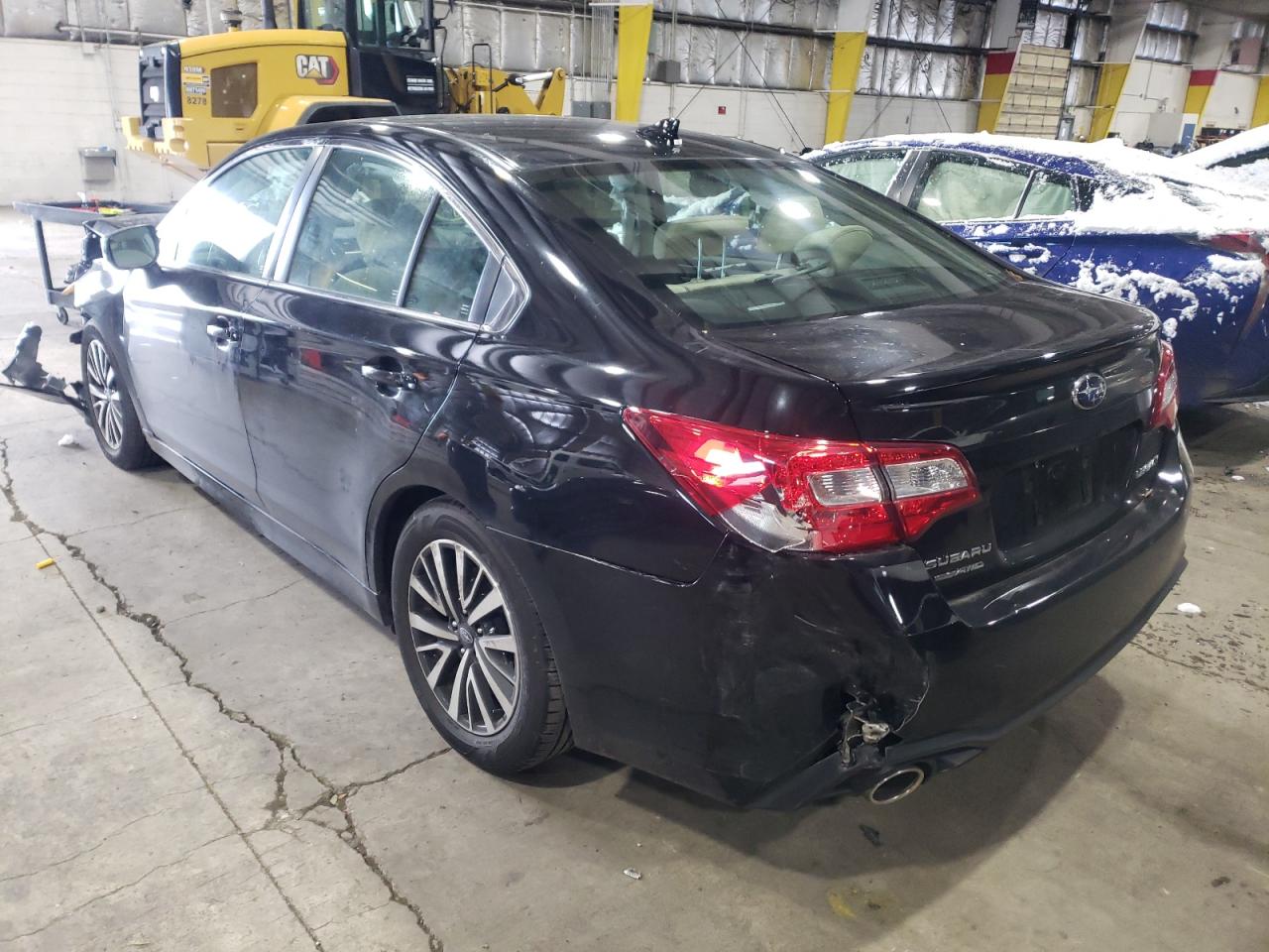 Photo 3 from auction – 2018 SUBARU LEGACY 2.5 with VIN 4S3BNAC66J3033147