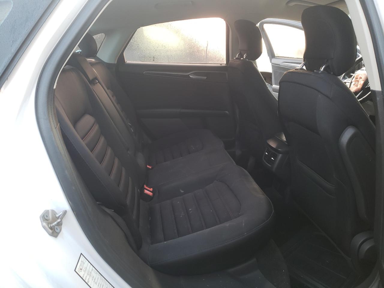 Photo 6 from auction – 2014 FORD FUSION SE with VIN 1FA6P0H75E5397809