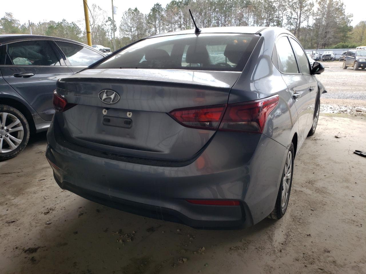 Photo 4 from auction – 2019 HYUNDAI ACCENT SE with VIN 3KPC24A32KE049251