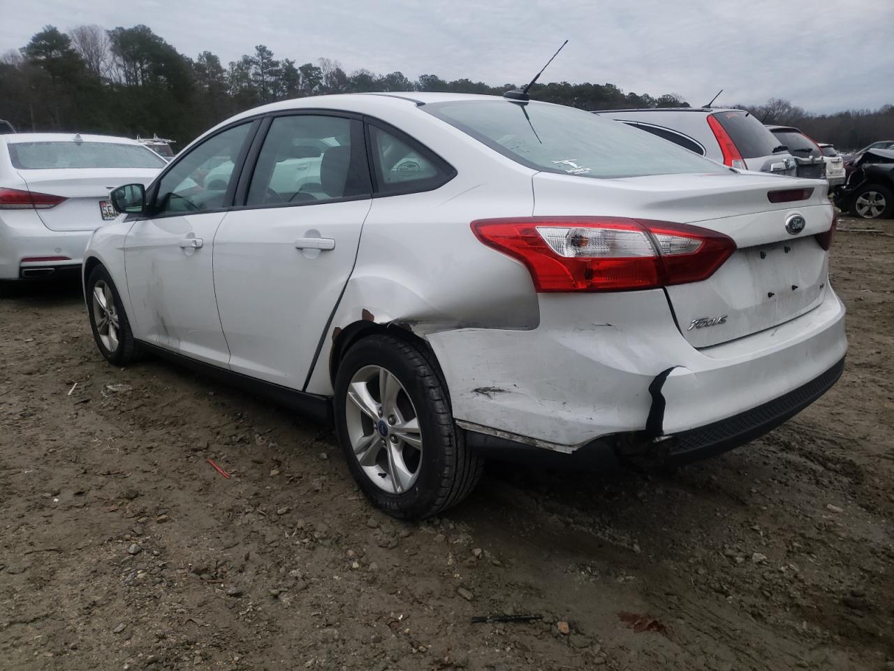 Photo 9 from auction – 2013 FORD FOCUS SE with VIN 1FADP3F28DL208693