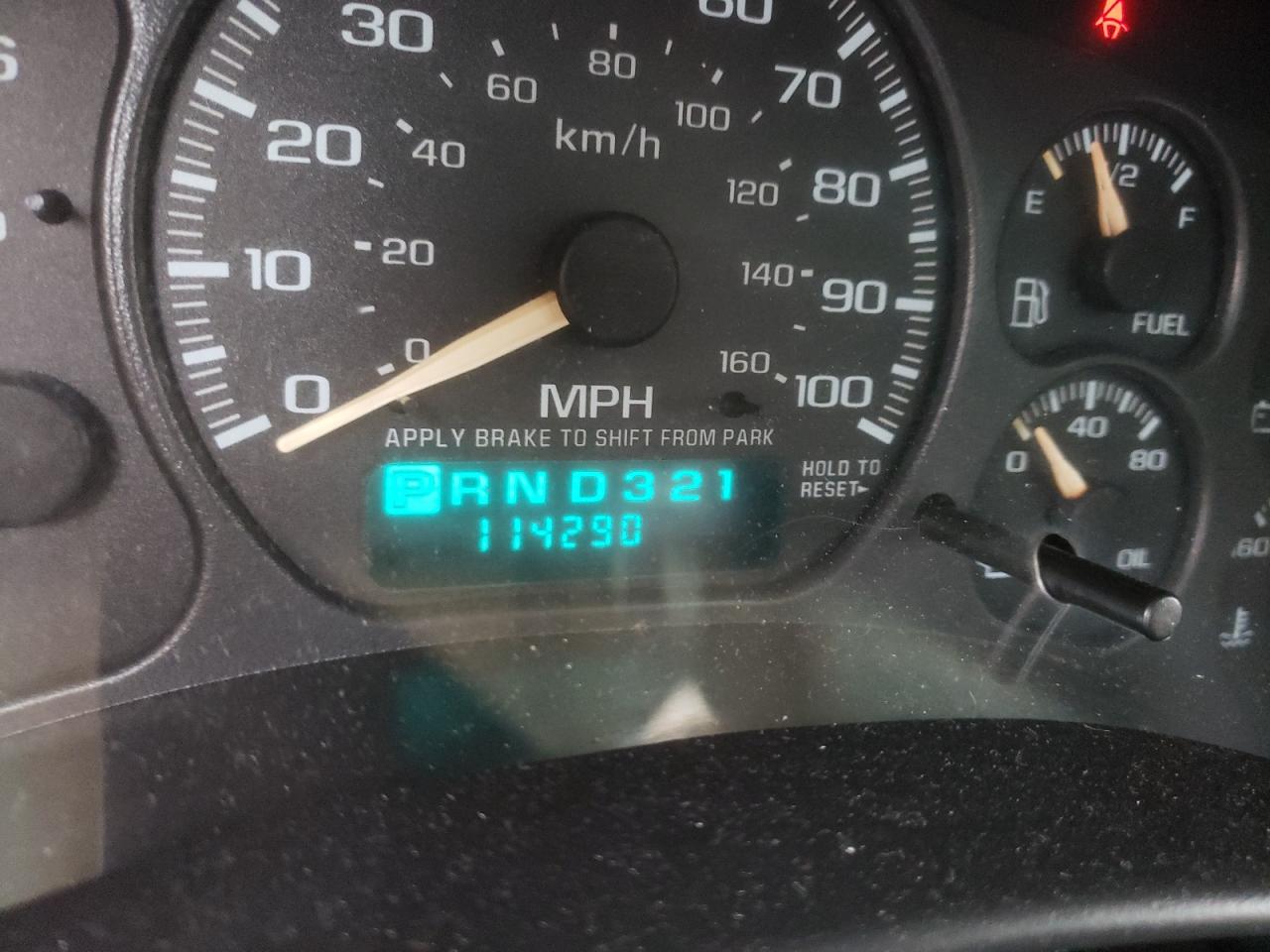 Photo 8 from auction – 2002 CHEVROLET AVALANCHE with VIN 3GNEK13T52G338821