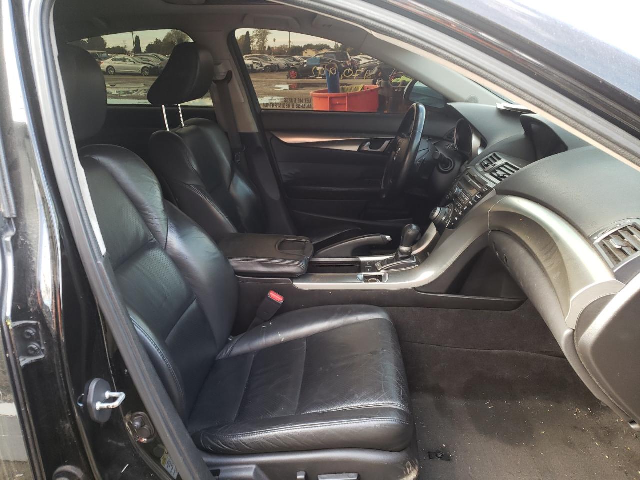 Photo 5 from auction – 2011 ACURA TL with VIN 19UUA8F53BA000282
