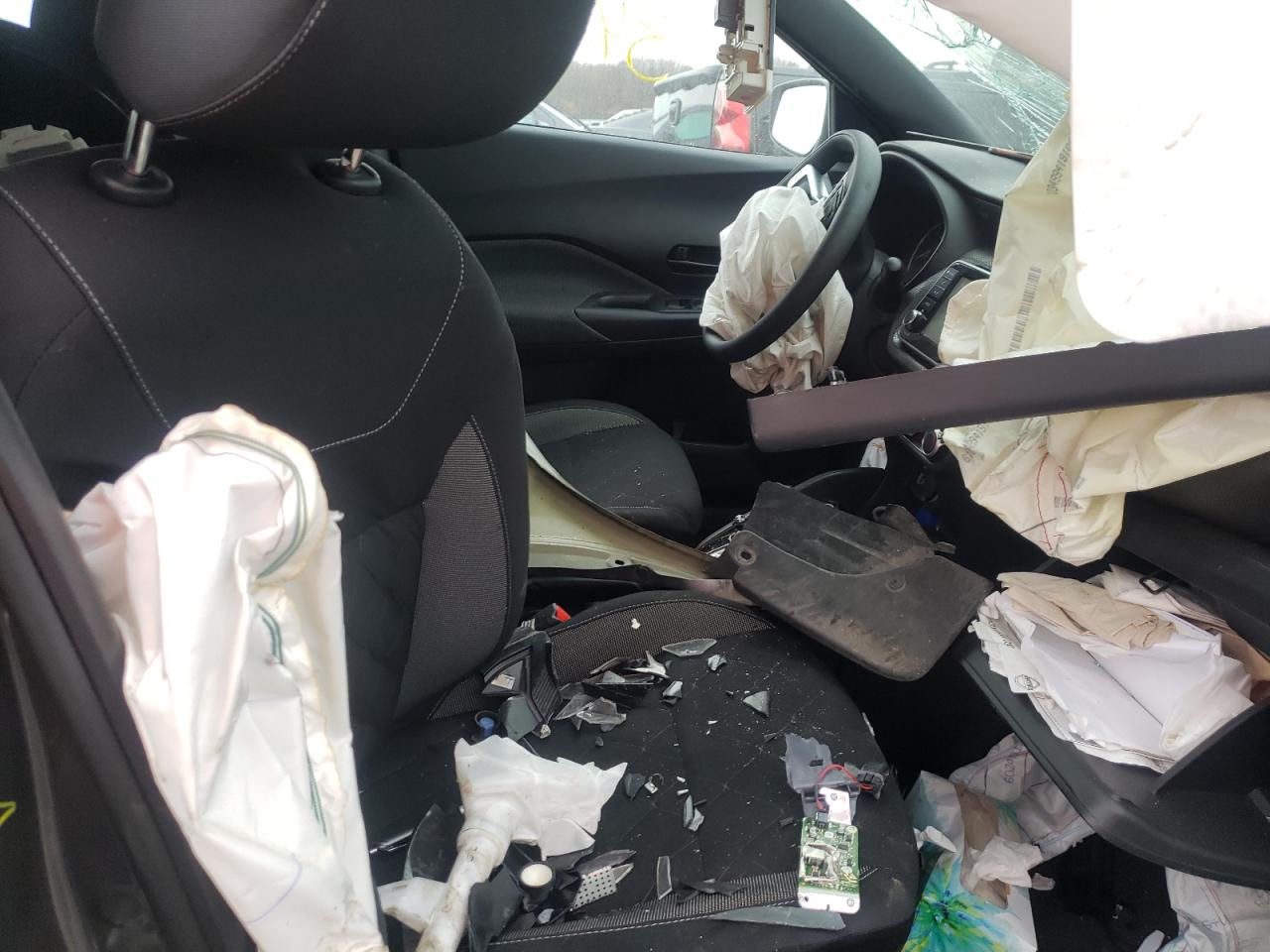Photo 5 from auction – 2020 NISSAN KICKS S with VIN 3N1CP5BVXLL533952