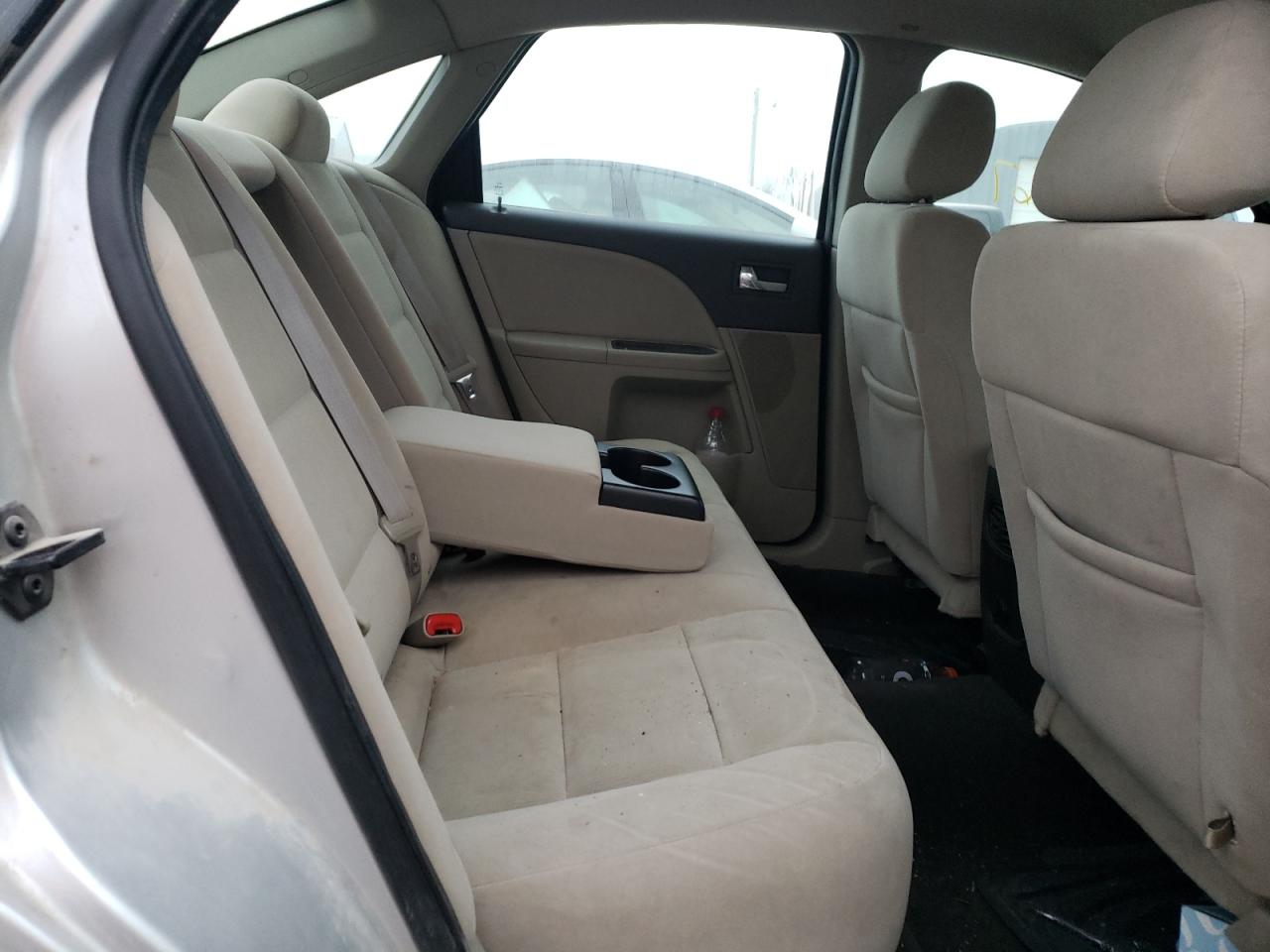 Photo 6 from auction – 2009 FORD TAURUS SE with VIN 1FAHP23W69G110393