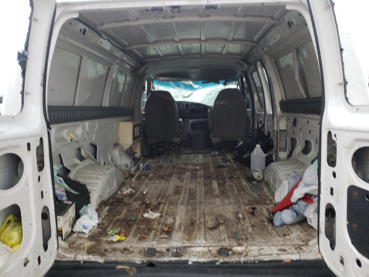 Photo 6 from auction – 2003 FORD ECONOLINE with VIN 1FTSE34L13HA00109