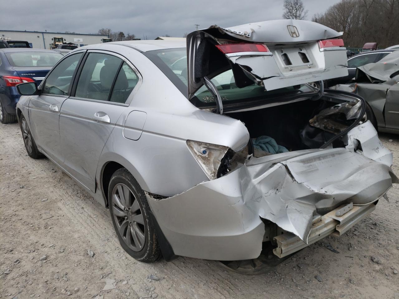 Photo 3 from auction – 2011 HONDA ACCORD EXL with VIN 1HGCP2F89BA103076