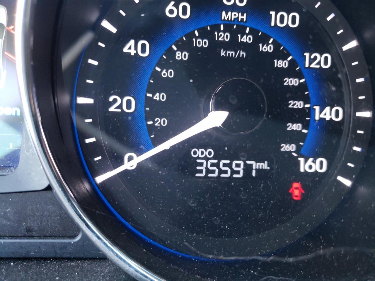 Photo 8 from auction – 2014 HYUNDAI SONATA HYB with VIN KMHEC4A47EA102222