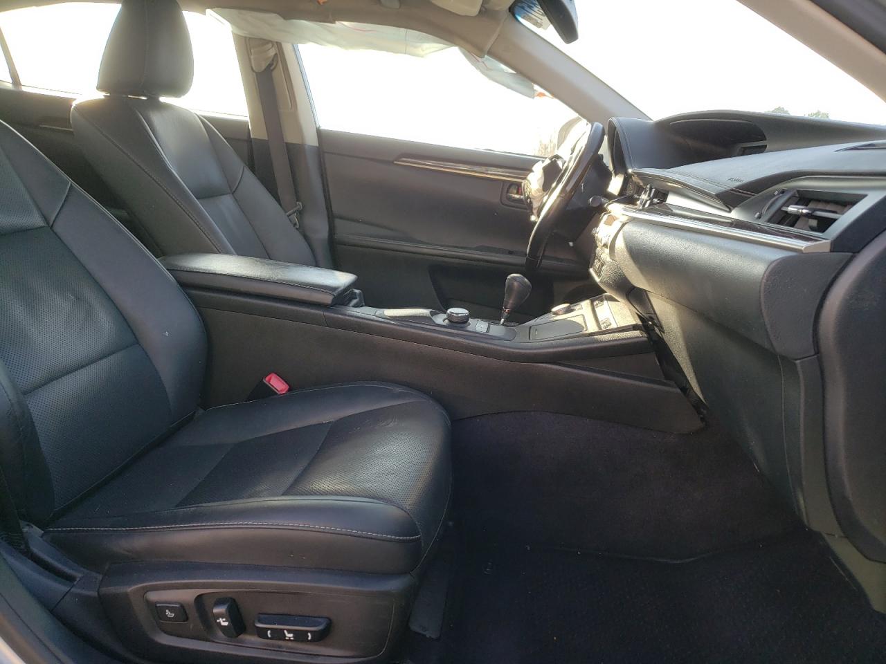 Foto 5 de la subasta – 2014 LEXUS ES 350 con VIN JTHBK1GG2E2112059