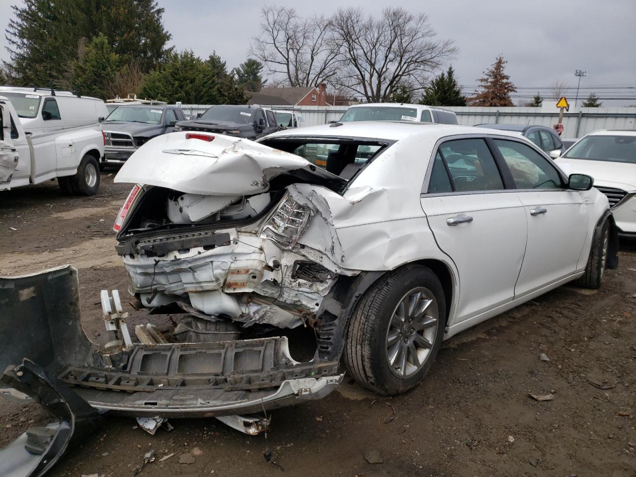 Photo 4 from auction – 2011 CHRYSLER 300C with VIN 2C3CA6CT6BH536845