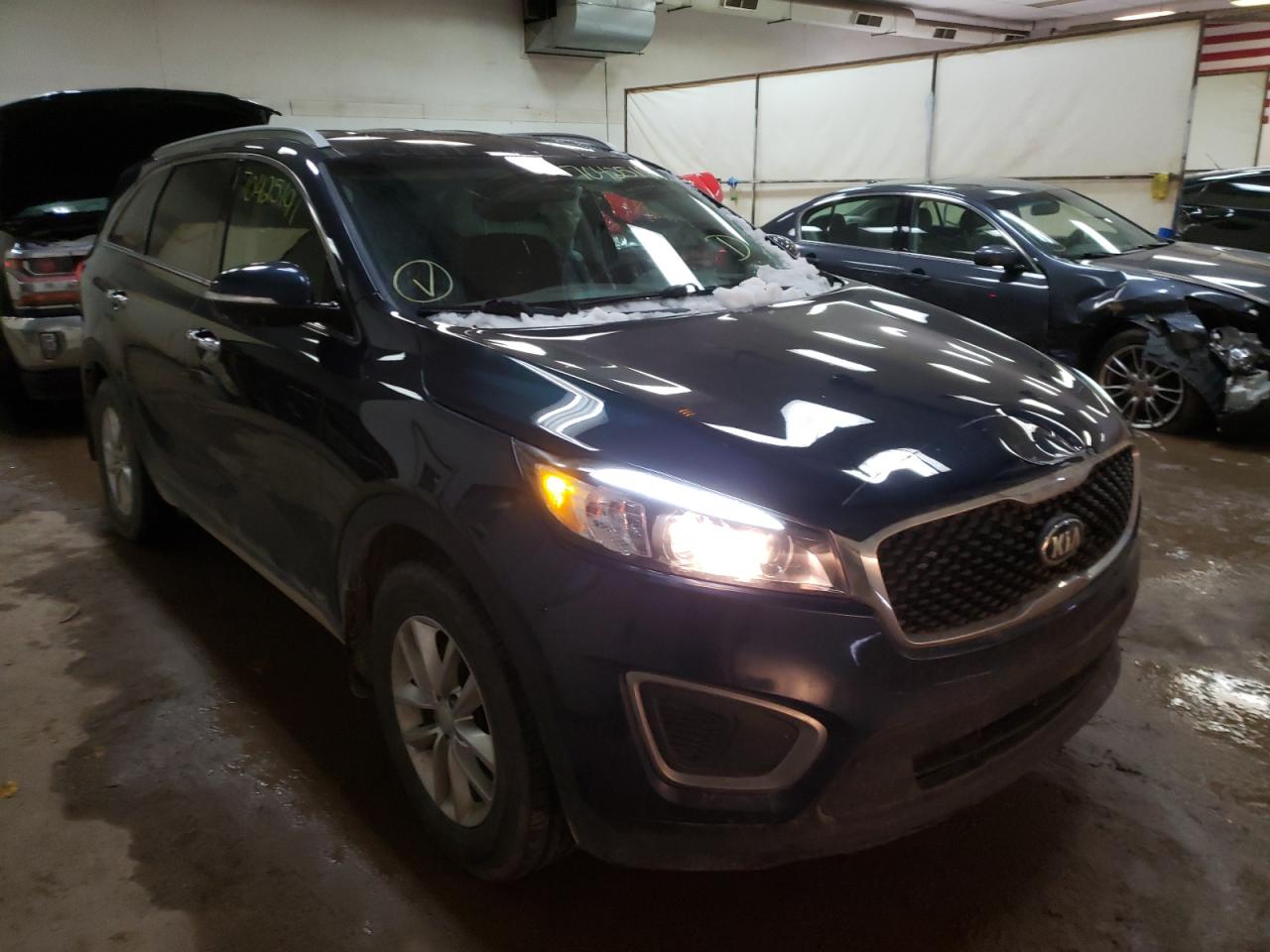 Photo 1 from auction – 2016 KIA SORENTO LX with VIN 5XYPGDA37GG165591