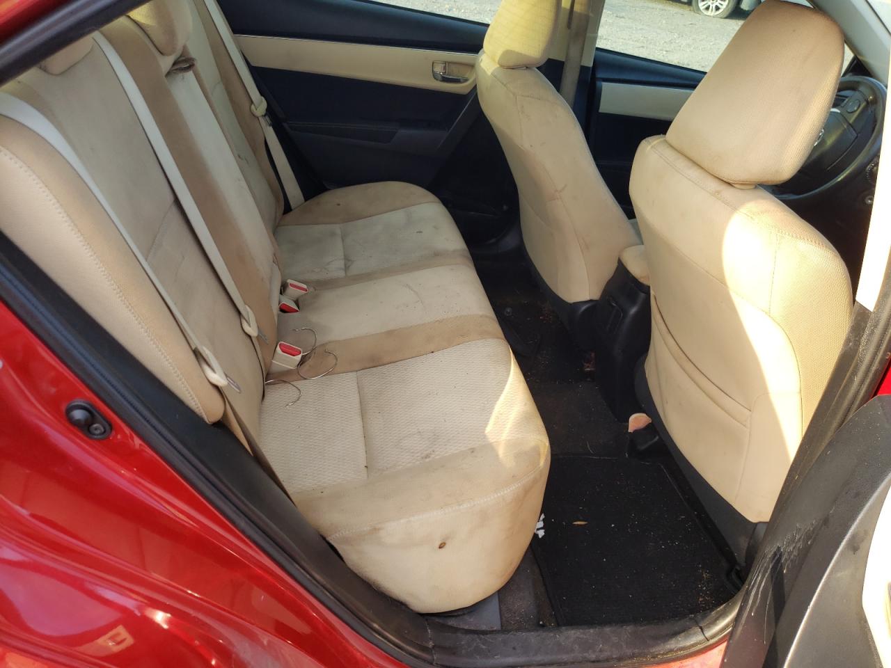 Photo 6 from auction – 2017 TOYOTA COROLLA L with VIN 2T1BURHE3HC948640