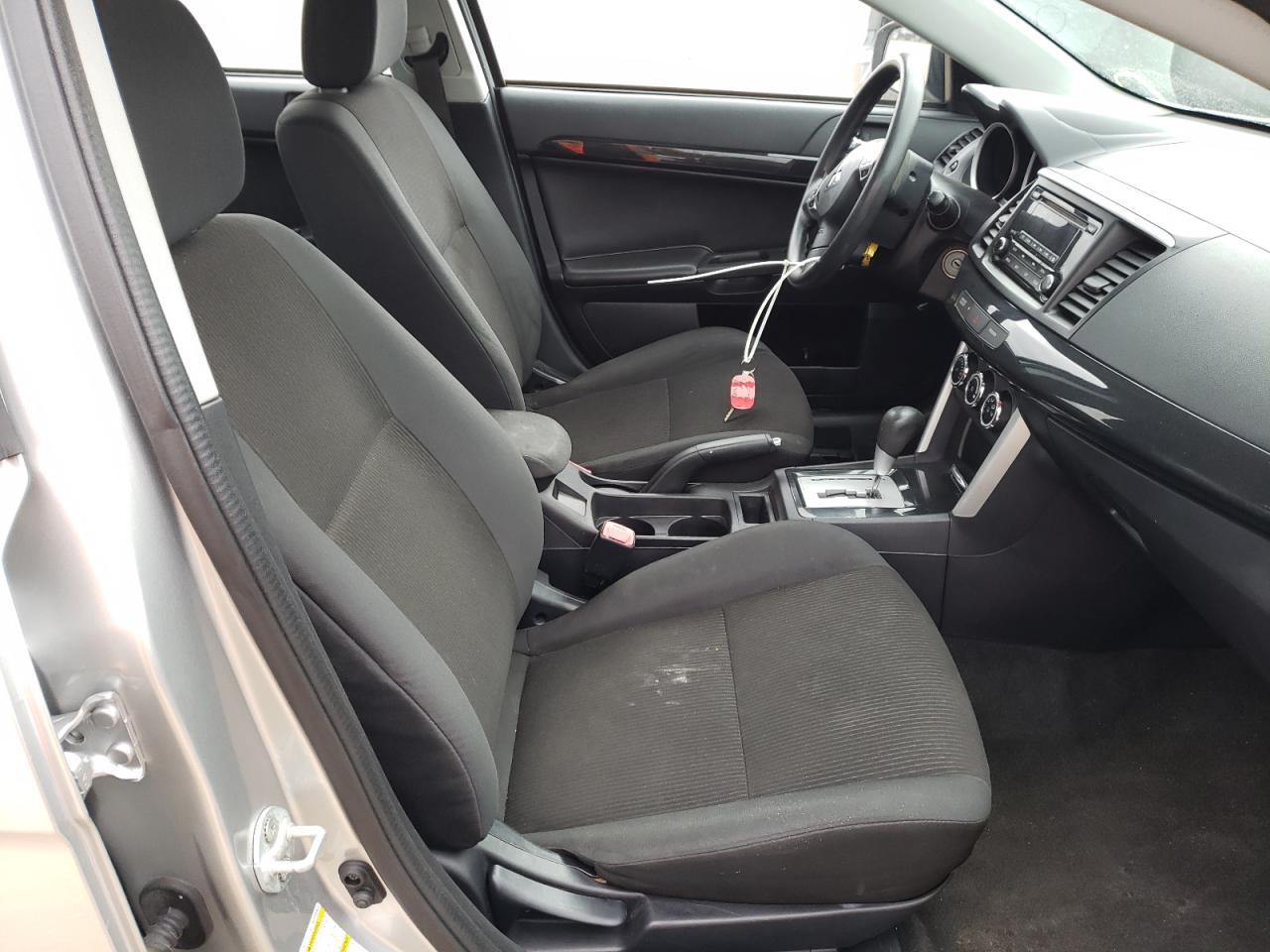 Photo 5 from auction – 2016 MITSUBISHI LANCER ES with VIN JA32U2FU5GU001892