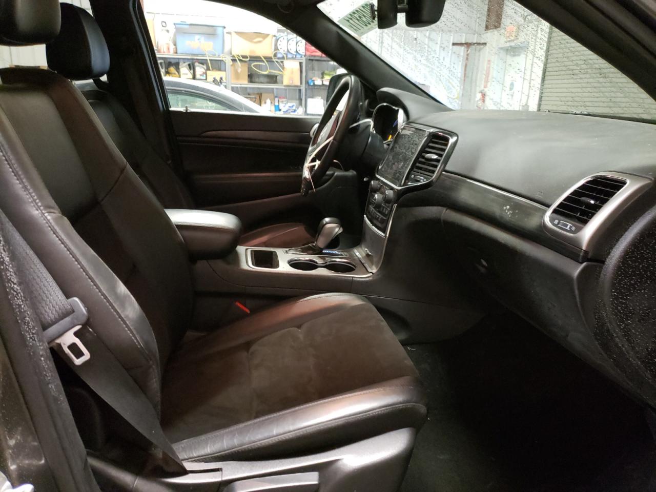 Photo 5 from auction – 2019 JEEP GRAND CHER with VIN 1C4RJFAG6KC849702