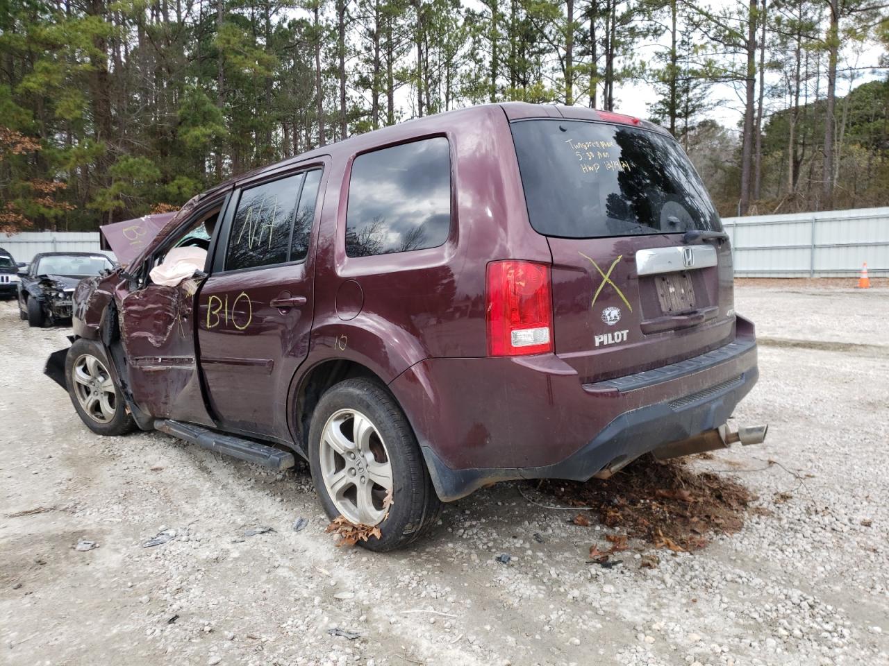 Фото 3 с аукциона – 2014 HONDA PILOT EX с VIN 5FNYF4H43EB053705