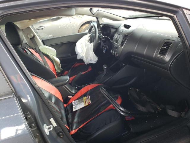 Photo 5 from auction – 2016 KIA FORTE LX with VIN KNAFK4A64G5589188
