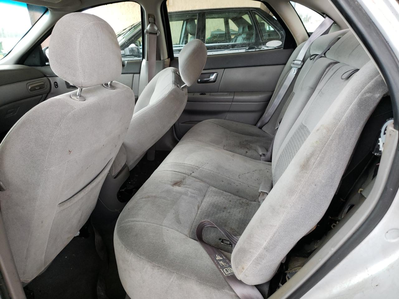 Photo 6 from auction – 2003 FORD TAURUS SES with VIN 1FAFP55263A176648