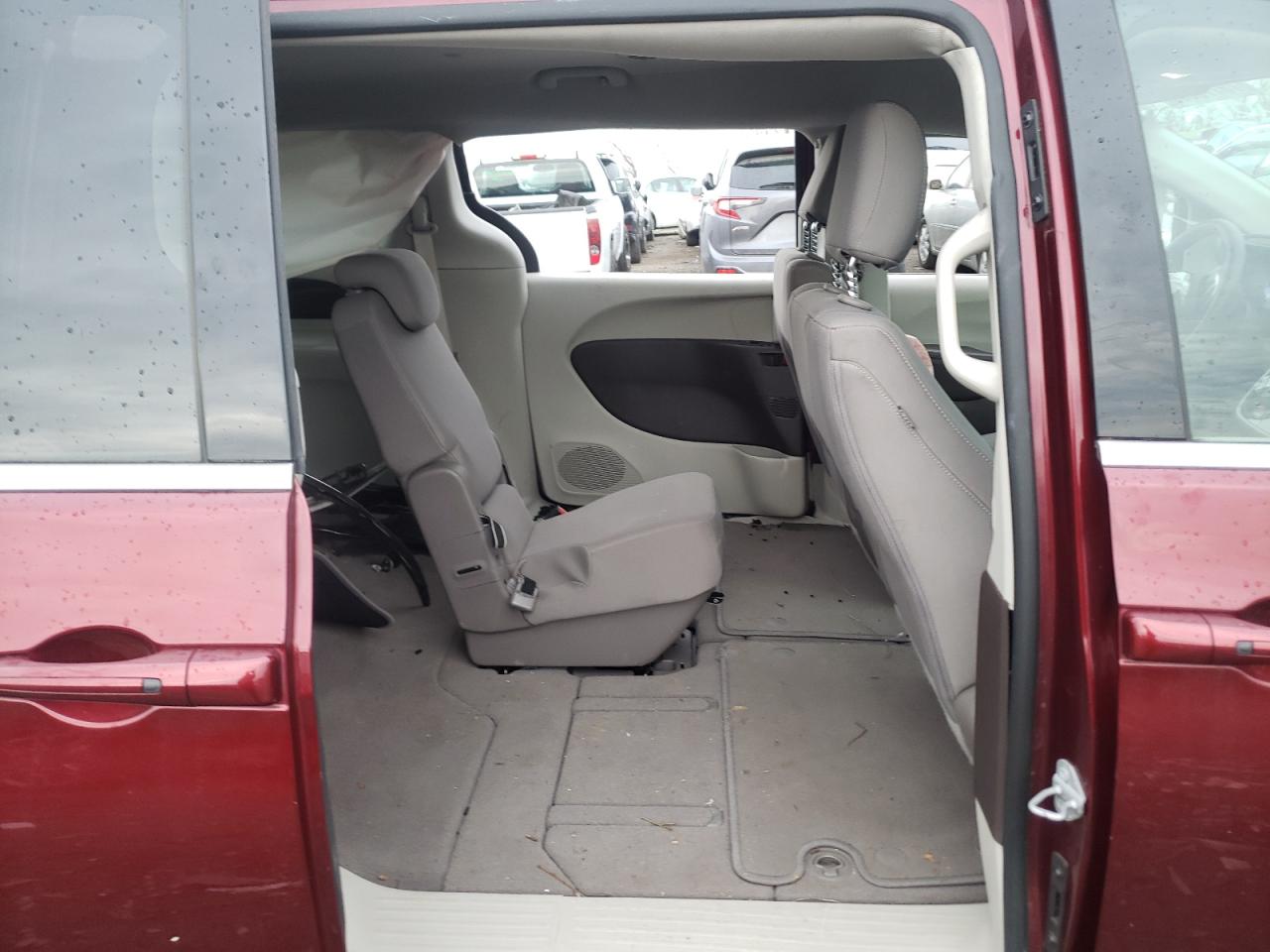 Photo 6 from auction – 2017 CHRYSLER PACIFICA T with VIN 2C4RC1DG0HR688028