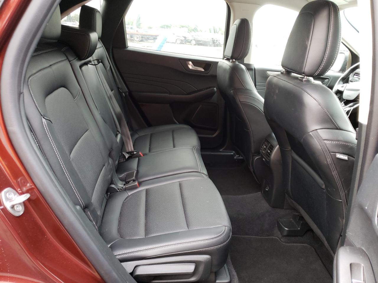 Photo 6 from auction – 2021 FORD ESCAPE SEL with VIN 1FMCU9H63MUA64865