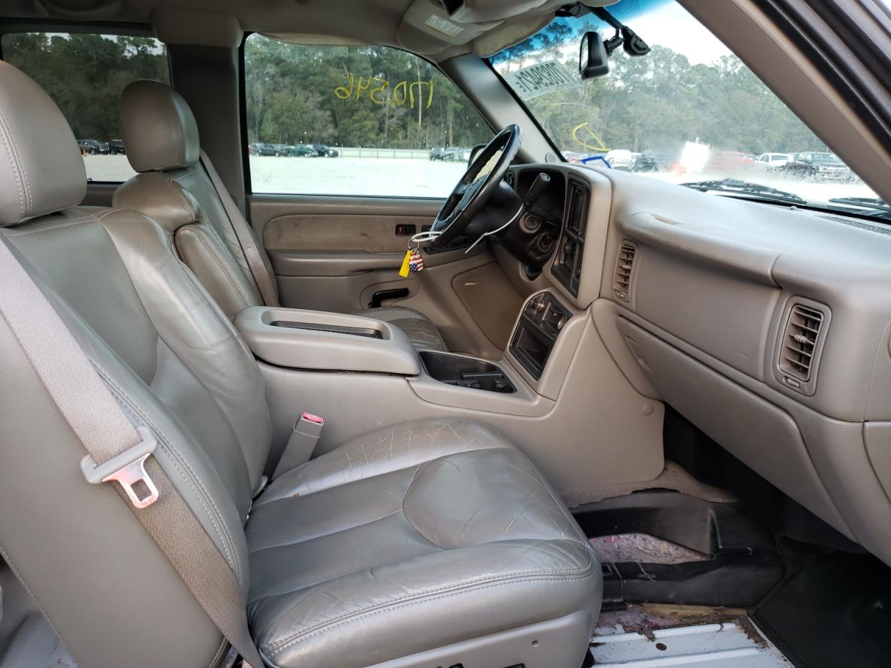 Photo 5 from auction – 2003 CHEVROLET SILVERADO with VIN 1GCEK19T63E380570