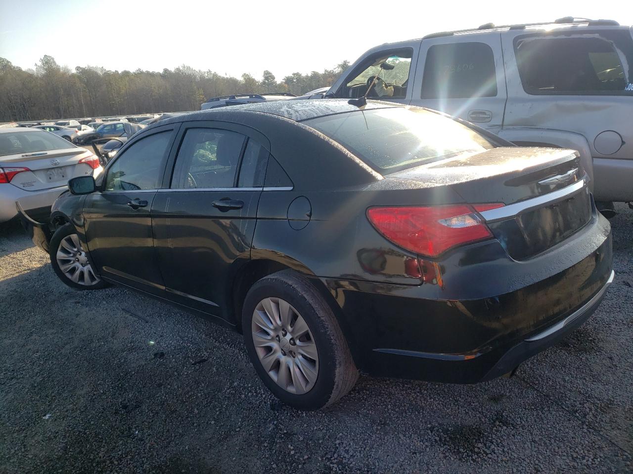 Photo 3 from auction – 2014 CHRYSLER 200 LX with VIN 1C3CCBAG9EN149887